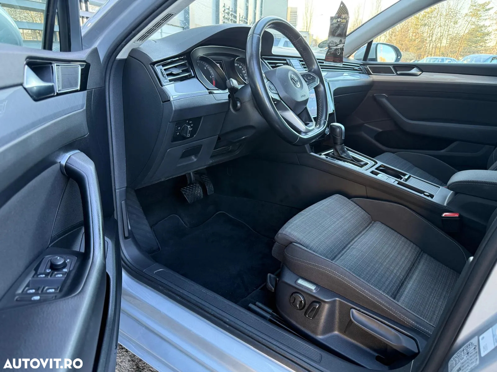 Volkswagen Passat Variant 2.0 TDI DSG Comfortline - 14