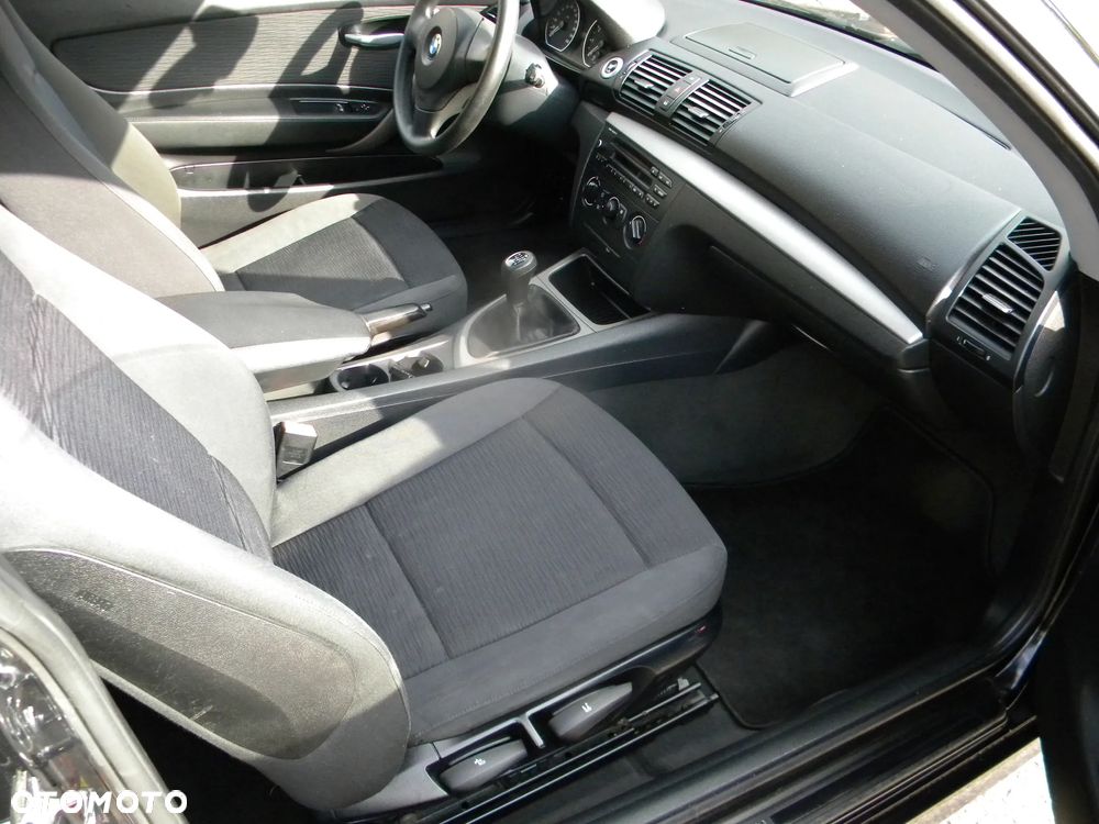 BMW Seria 1 116i - 15