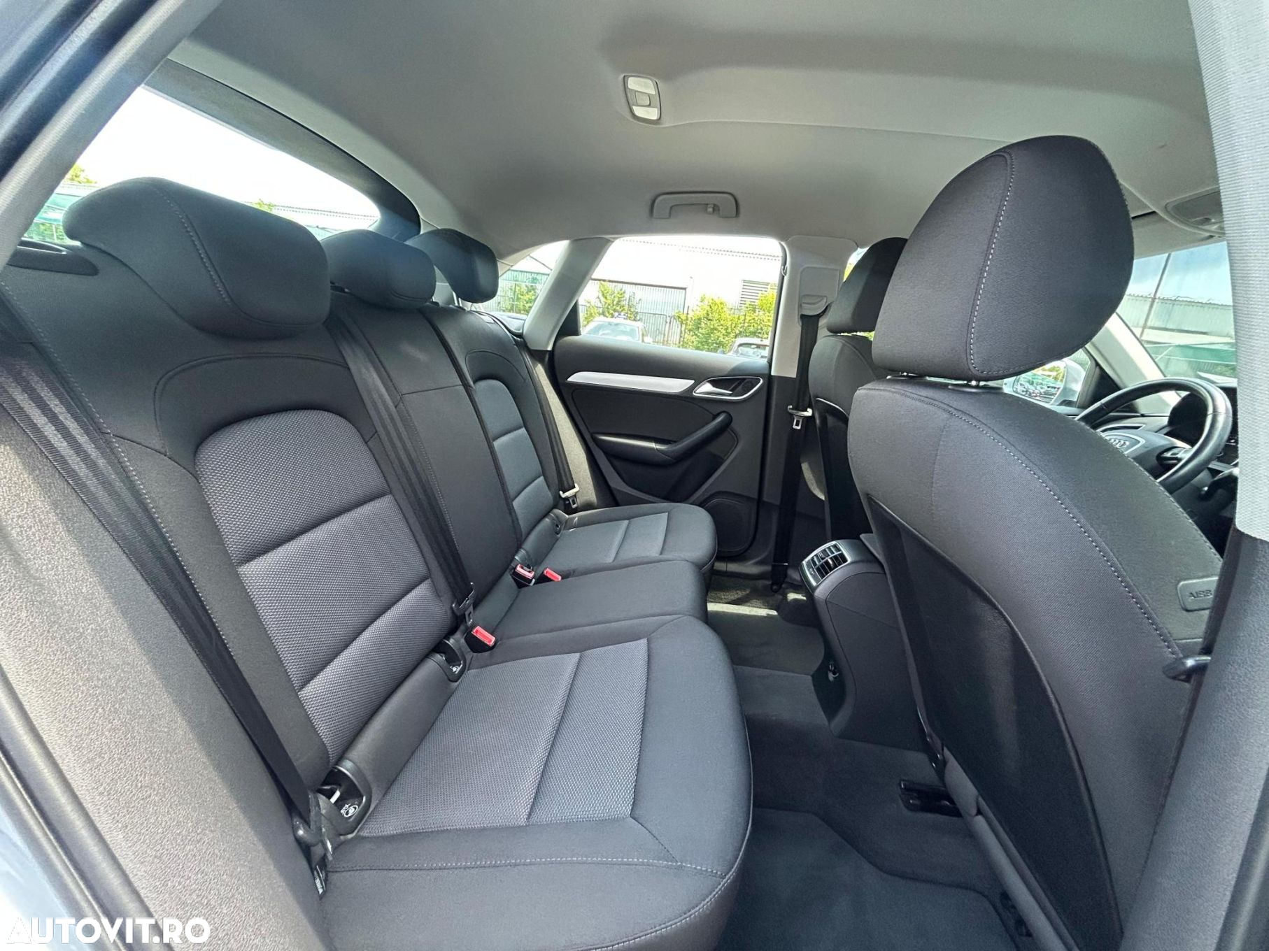 Audi Q3 1.4 TFSI Stronic Design - 18