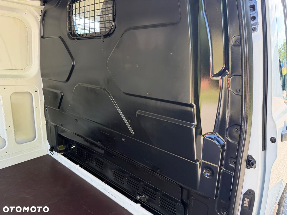 Ford TRANSIT CUSTOM - 8
