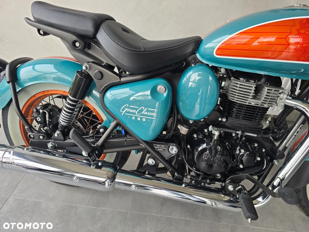 Royal Enfield Classic - 32