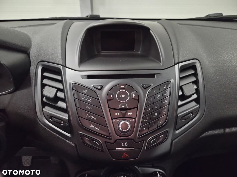 Ford Fiesta 1.0 Start-Stop Champions Edition - 18