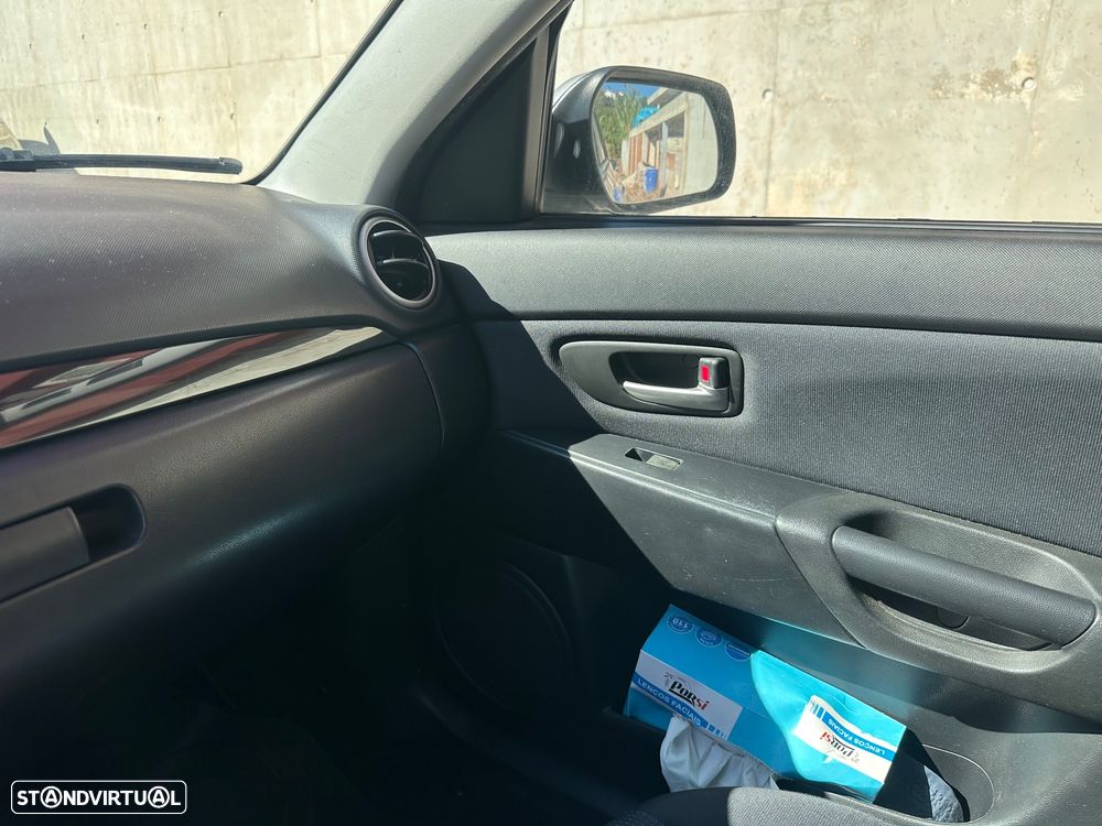 Mazda 3 Hatchback - 14