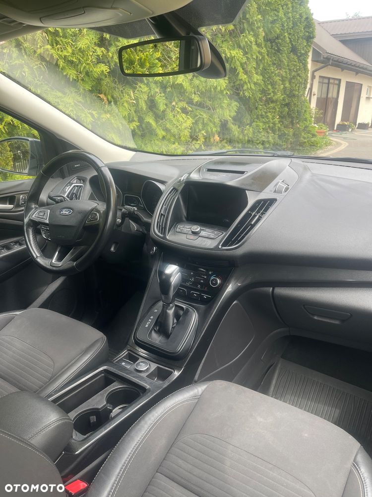 Volkswagen Golf - 17