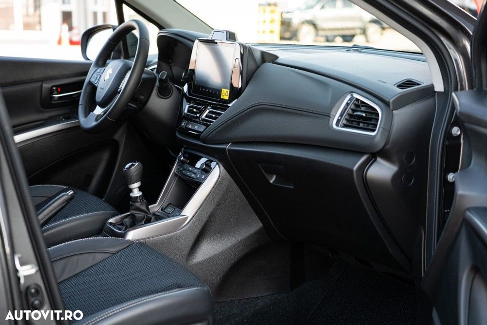 SUZUKI S-Cross 2025 — imagine 13