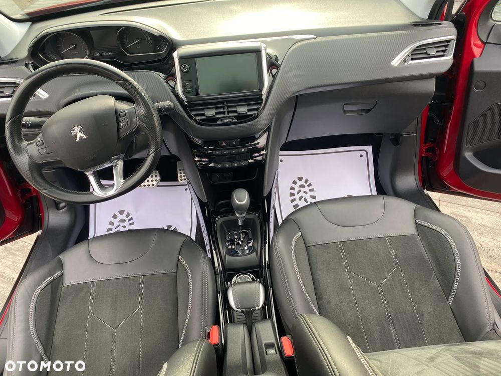 Peugeot 2008 PureTech 110 GPF Stop&Start EAT6 Crossway - 11