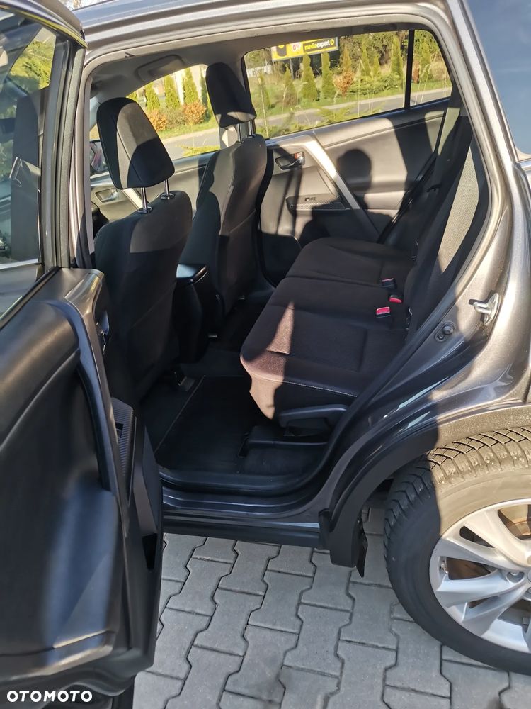 Toyota RAV4 2.2 D-4D Premium - 26