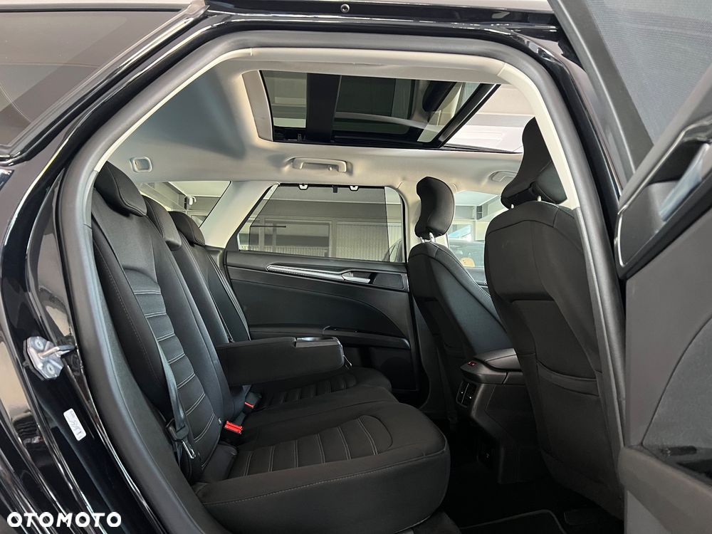 Ford Mondeo 2.0 EcoBlue Titanium - 38