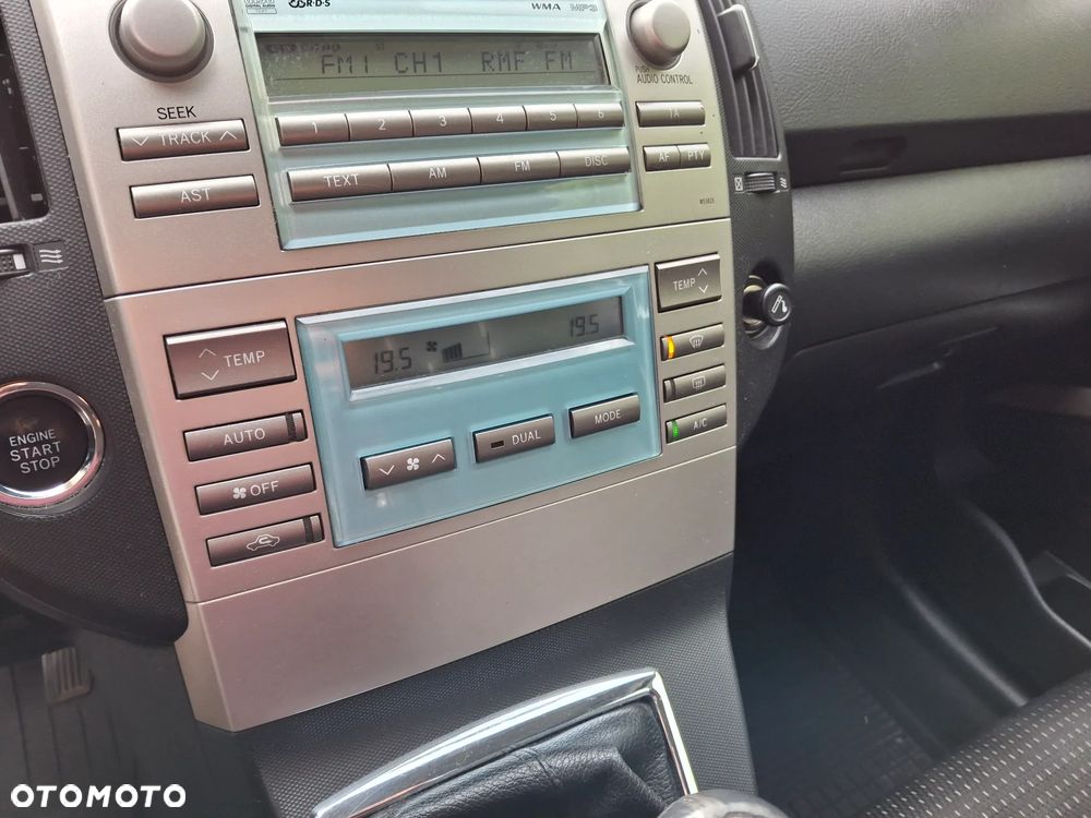 Toyota Corolla Verso - 13