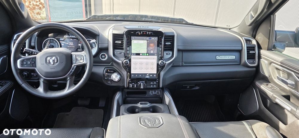 RAM 1500 5.7 Crew Cab Shortbed Laramie Black - 20