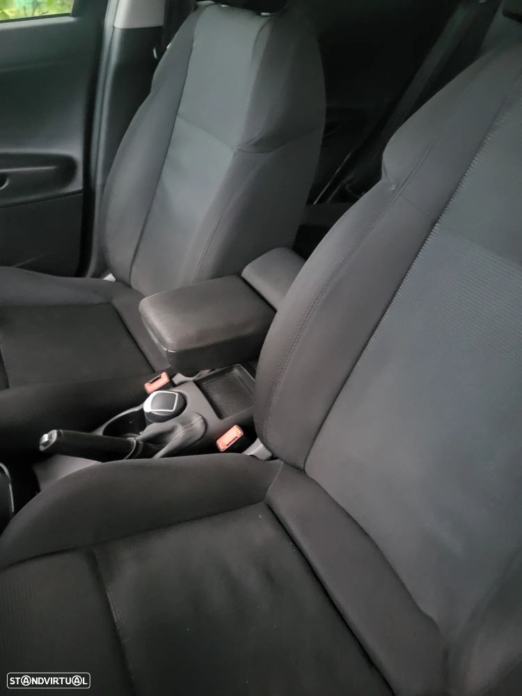 Alfa Romeo Giulietta 1.6 JTDM Exclusive 57X - 12