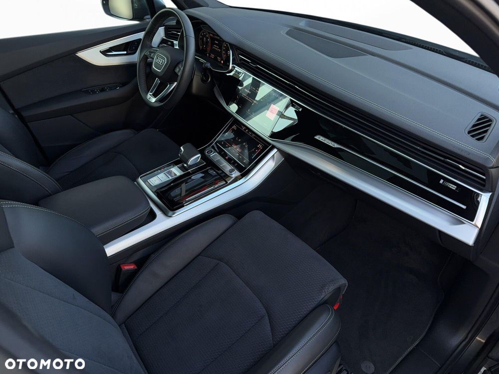 Audi Q7 55 TFSI mHEV Quattro S Line Tiptr - 11