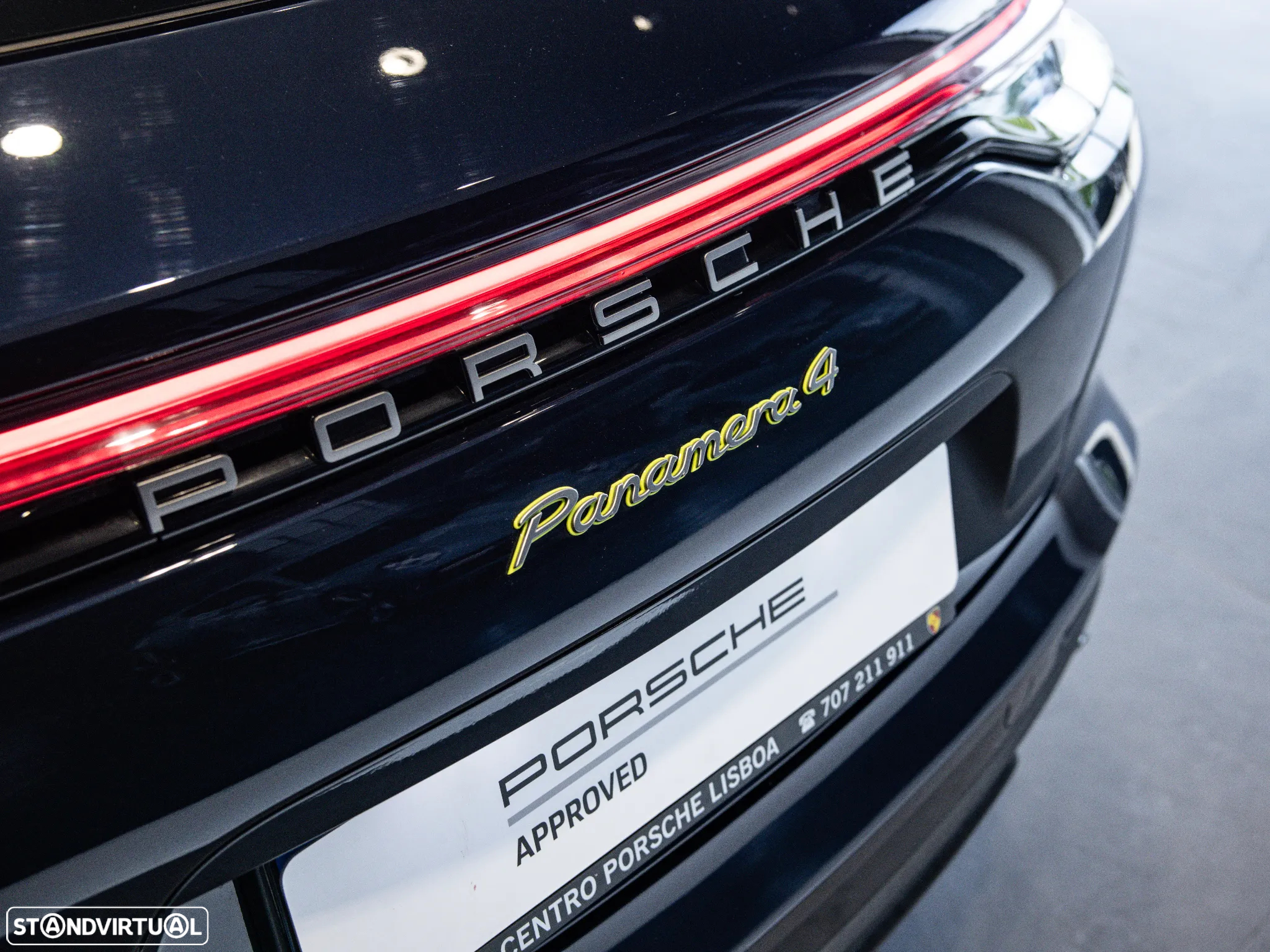 Porsche Panamera Sport Turismo 4 E-Hybrid Platinum Edition - 9