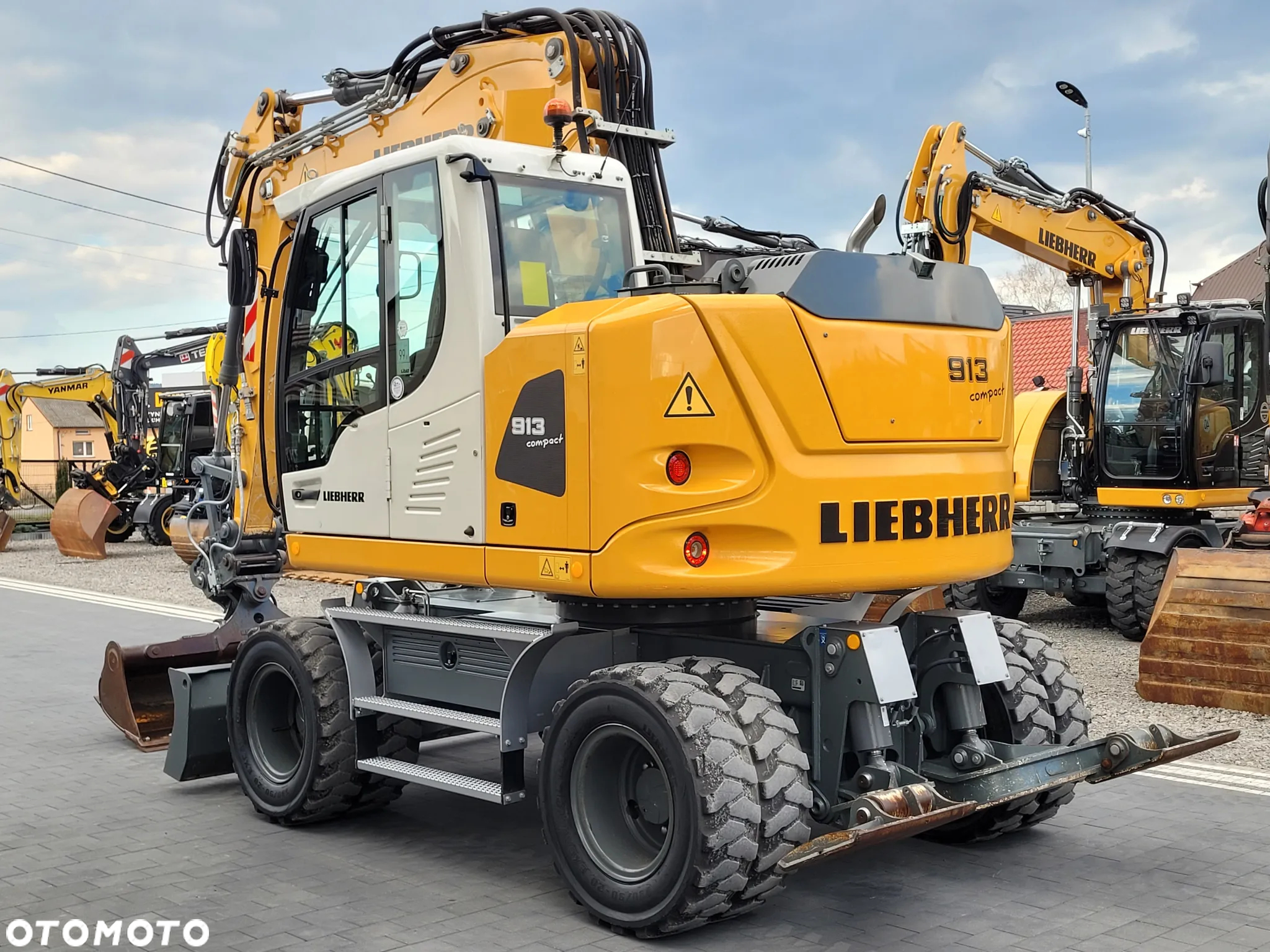 Liebherr A913 compact / 3400h / jak NOWA!!! / - 6