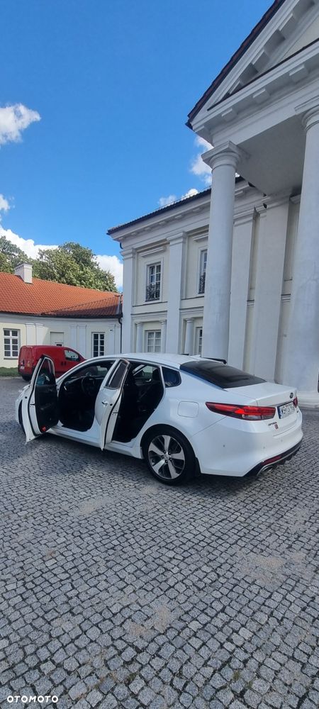 Kia Optima - 2