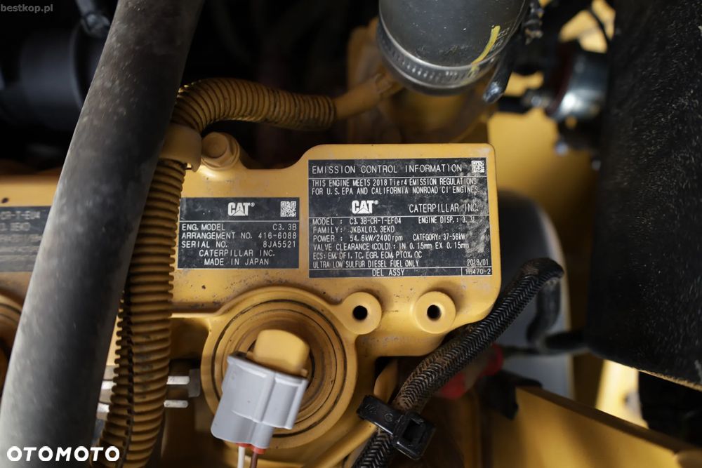 Caterpillar CAT 906M - 37
