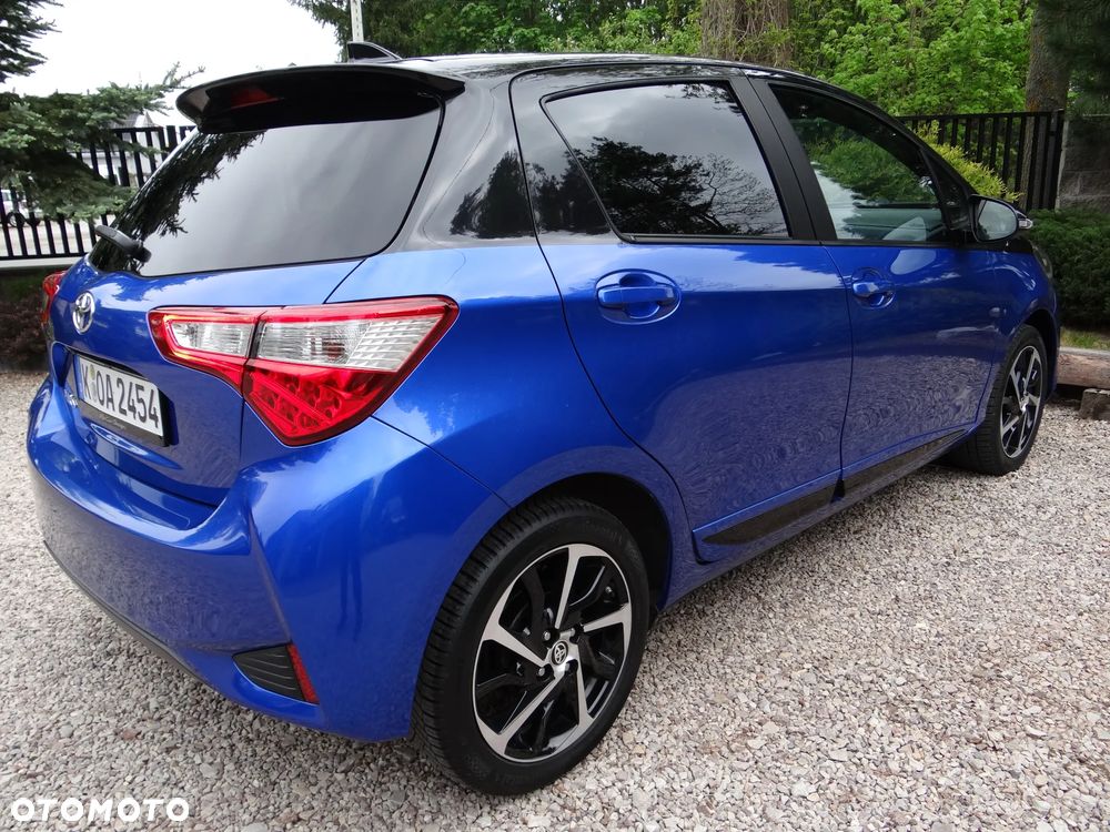 Toyota Yaris 1.5 Premium - 12
