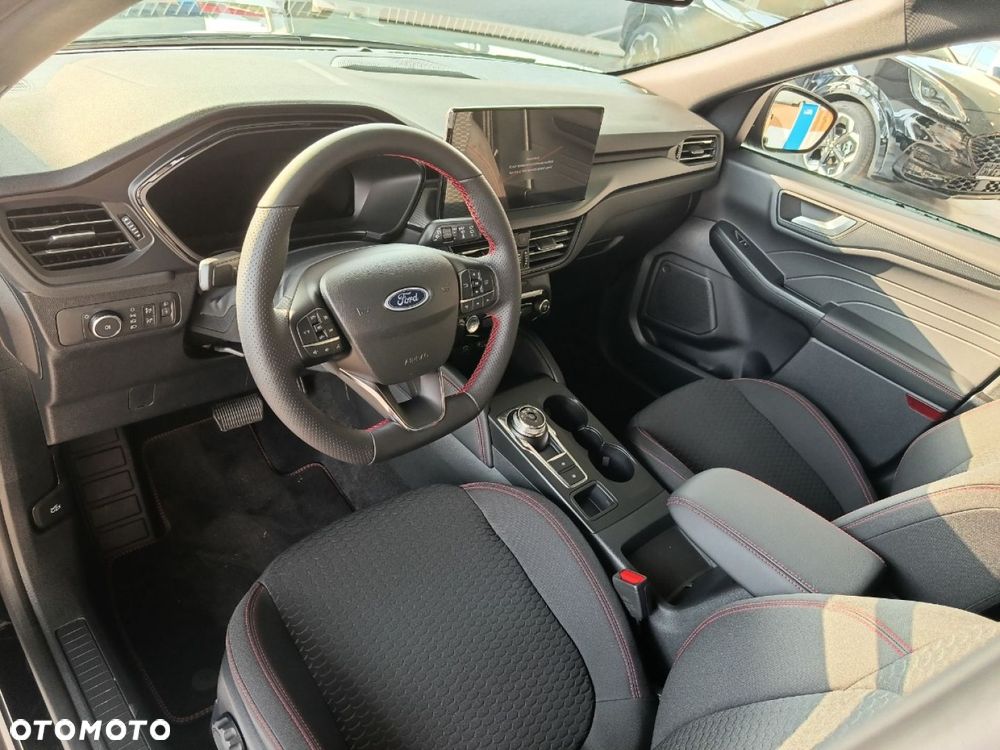 Ford Kuga - 12