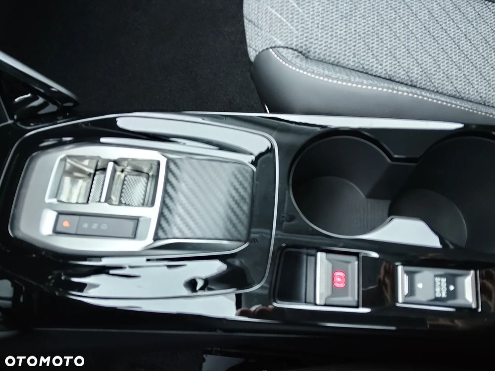 Peugeot 208 1.2 mHEV Allure - 15