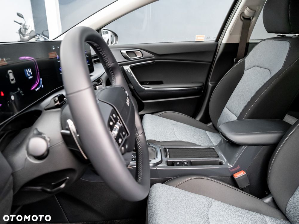Kia XCeed 1.6 T-GDI M DCT - 21
