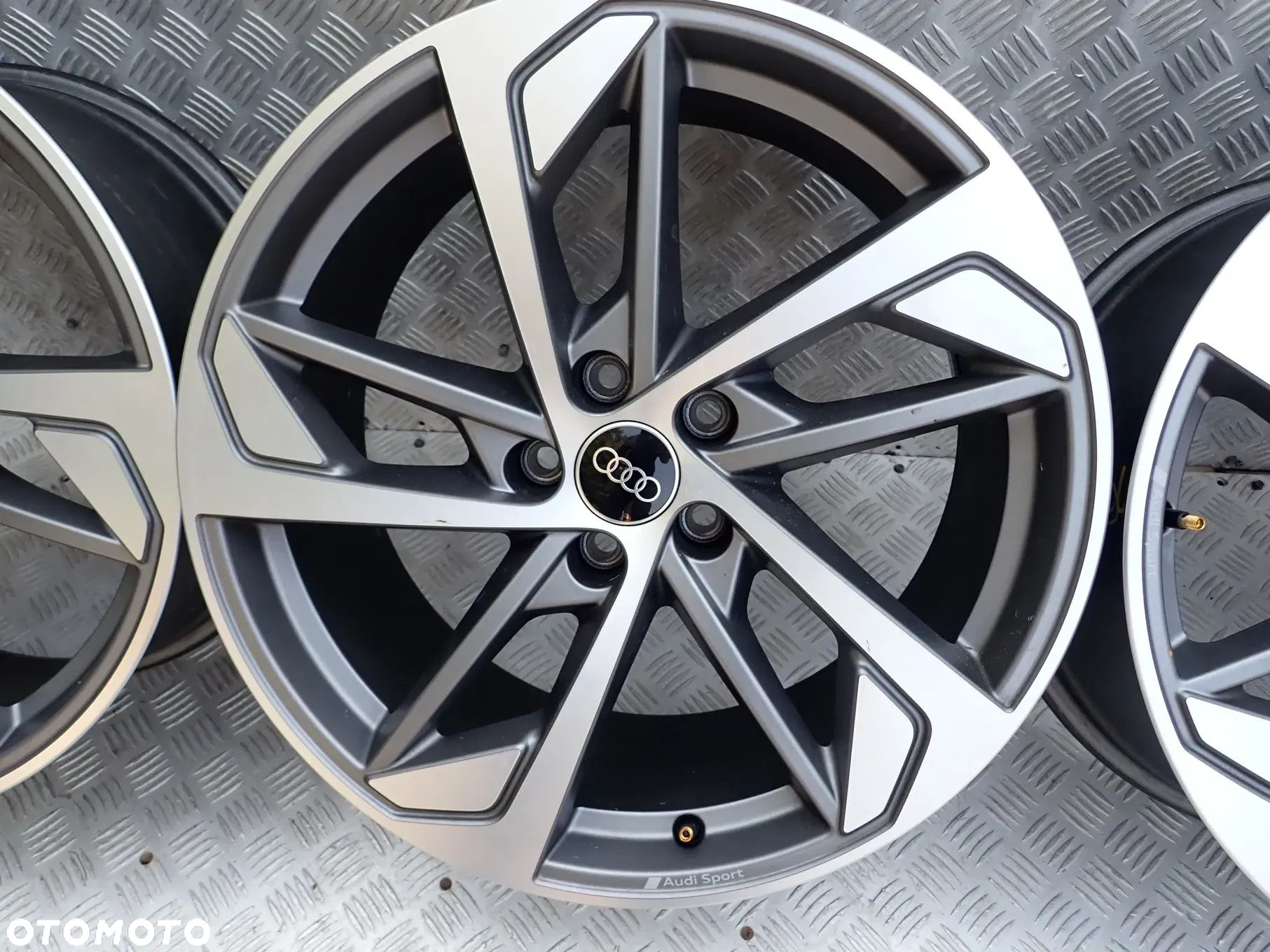 FELGI ALUMINIOWE AUDI Q3 SQ3 8,5X19 5X112 ET 38 83A601025 - 6