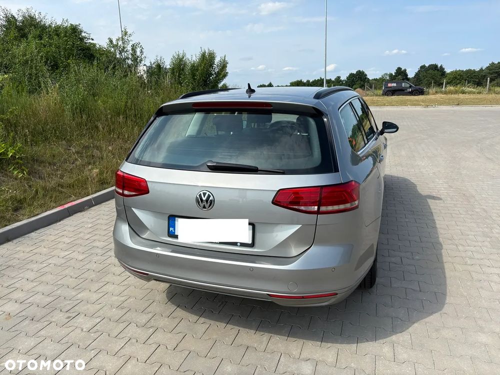 Volkswagen Passat Variant 2.0 TDI SCR DSG Comfortline - 4