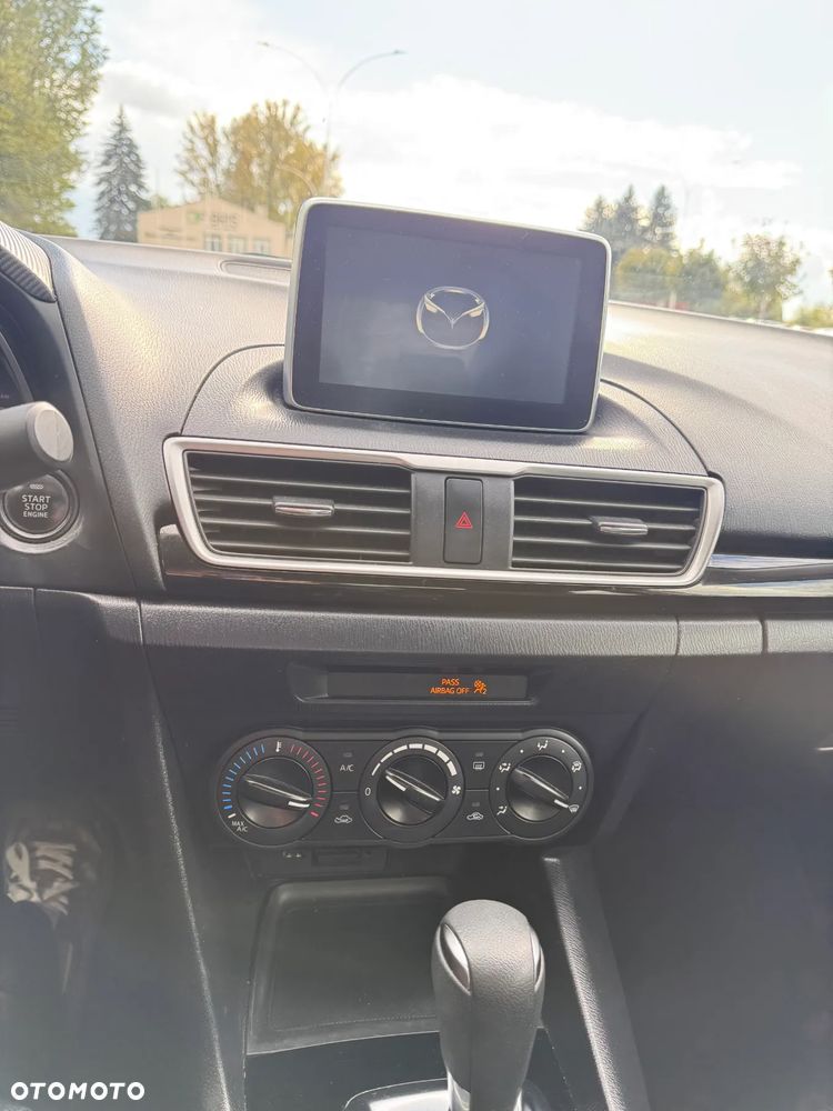 Mazda 3 - 4