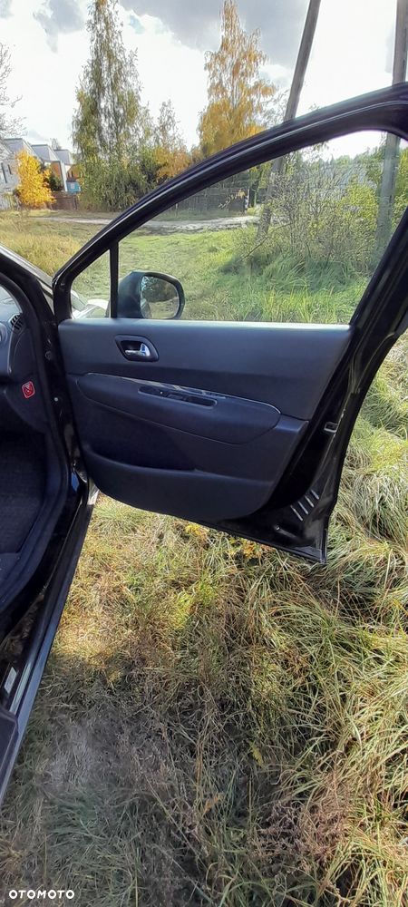 Peugeot 5008 2010 photo 4