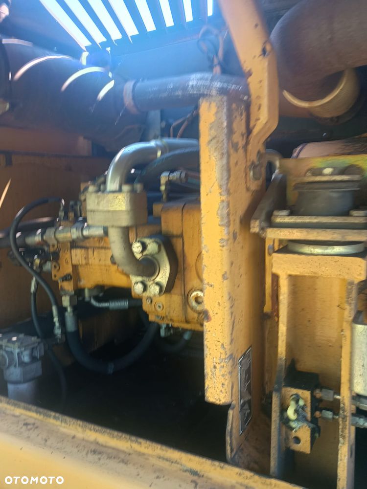 Caterpillar 322 C - 10