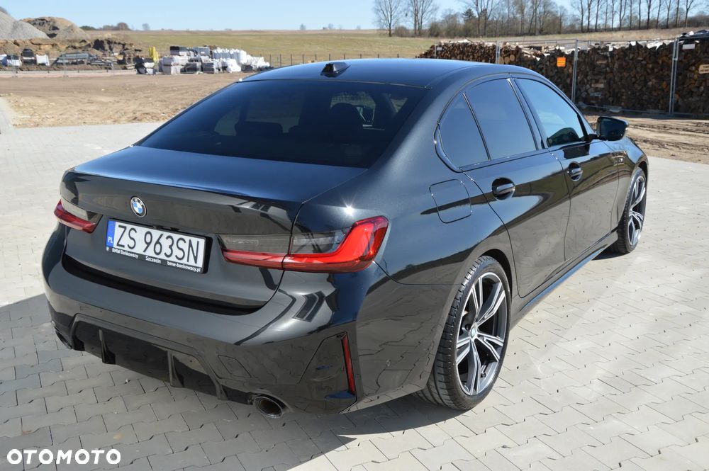 BMW Seria 3 320i M Sport - 9