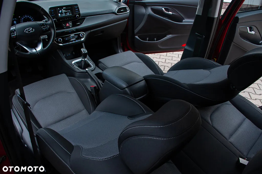 Hyundai i30 1.0 T-GDI Premium - 8