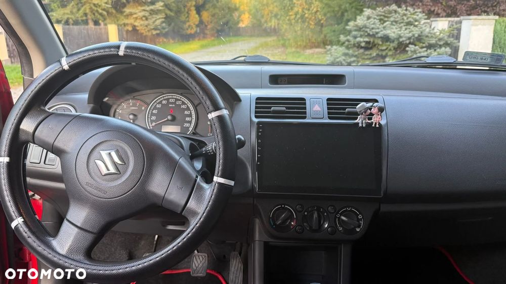 Suzuki Swift 1.3 Classic - 8