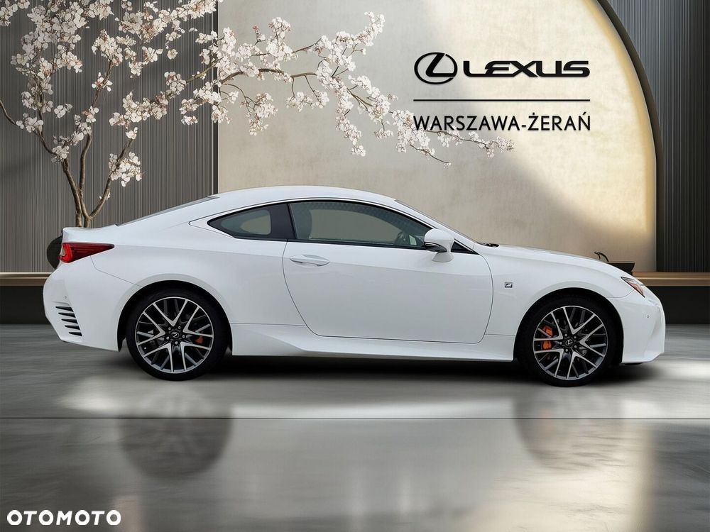 Lexus RC 200t / 300 F Sport - 8