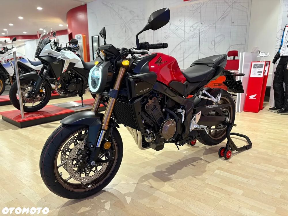 Honda CB - 6