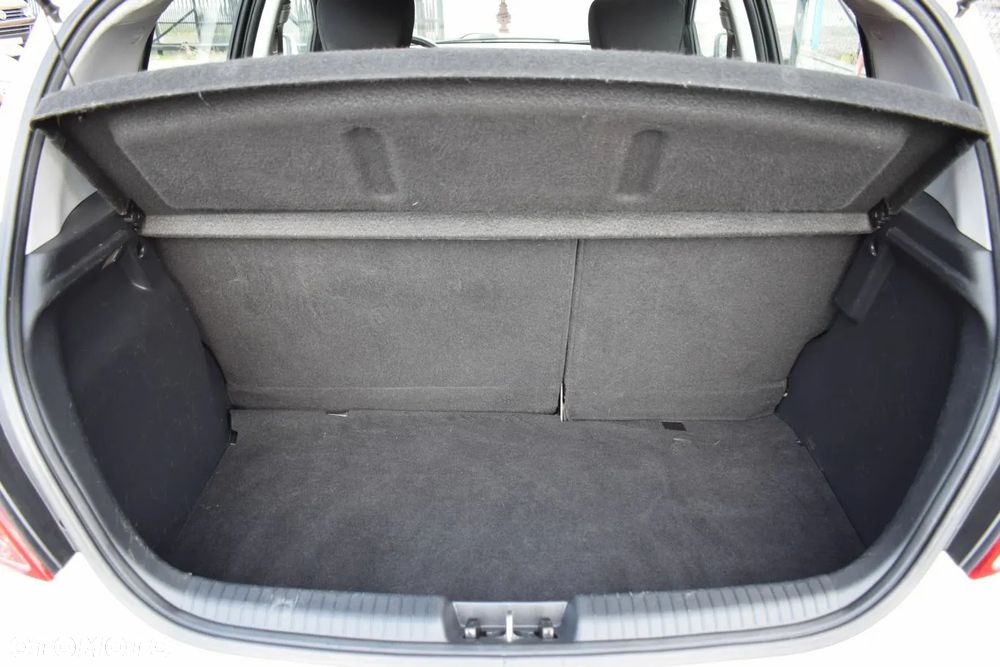 Hyundai i20 1.25 Comfort - 10