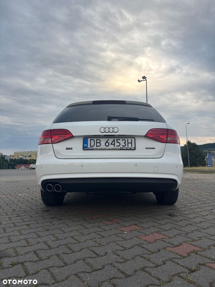 Audi A4 Avant 2.0 TDI quattro - 4