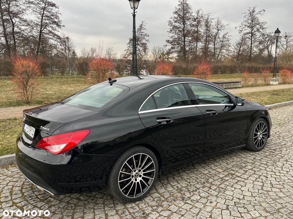 Mercedes-Benz CLA 250 4Matic 7G-DCT - 5