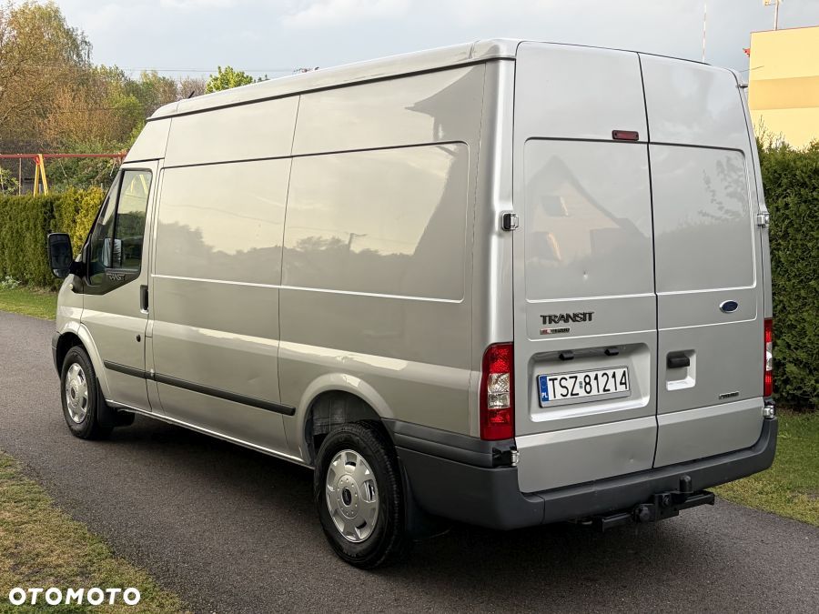 Ford Transit - 12