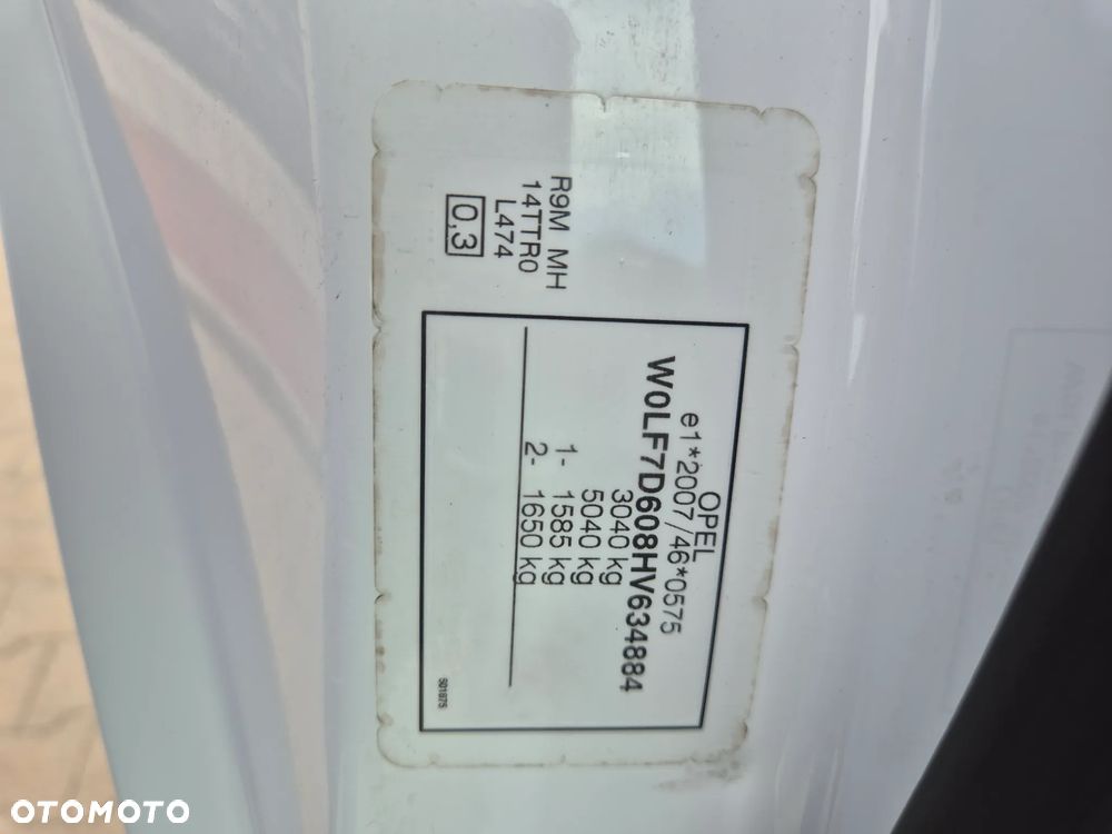 Opel Vivaro Sport LONG 2017r Navi Klima Led - 28