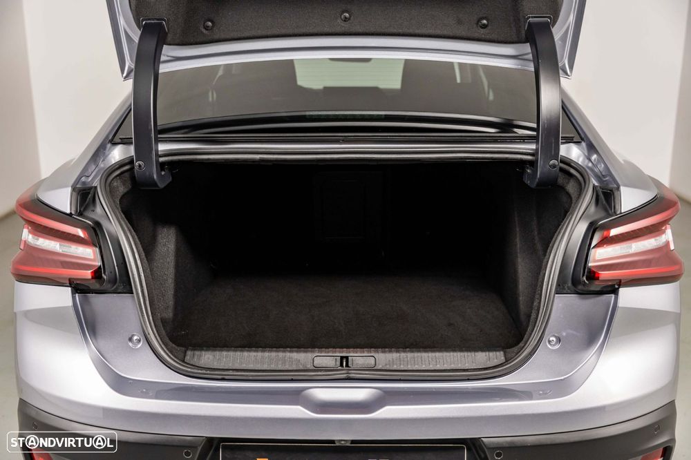 Citroën C4 X 1.2 PureTech Shine EAT8 - 13