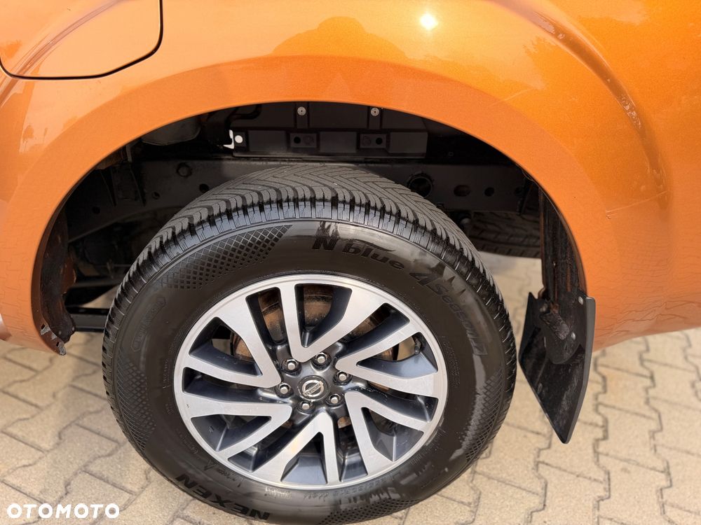 Nissan Navara - 22