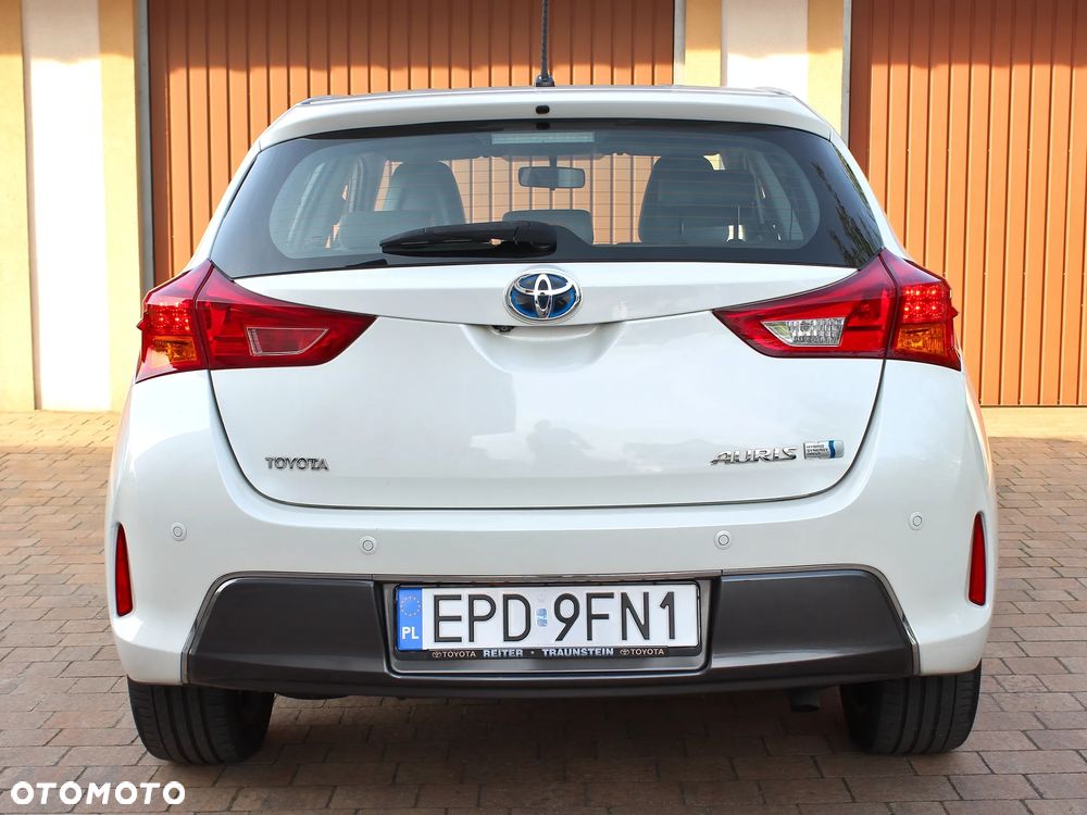 Toyota Auris 1.8 Executive - 15