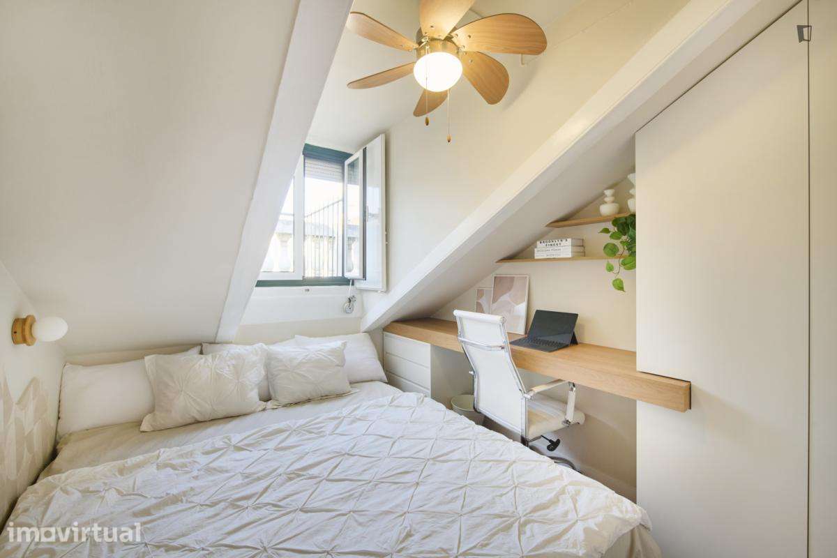 Quarto - localizado em Santos Lisbon - Grande imagem: 4/22
