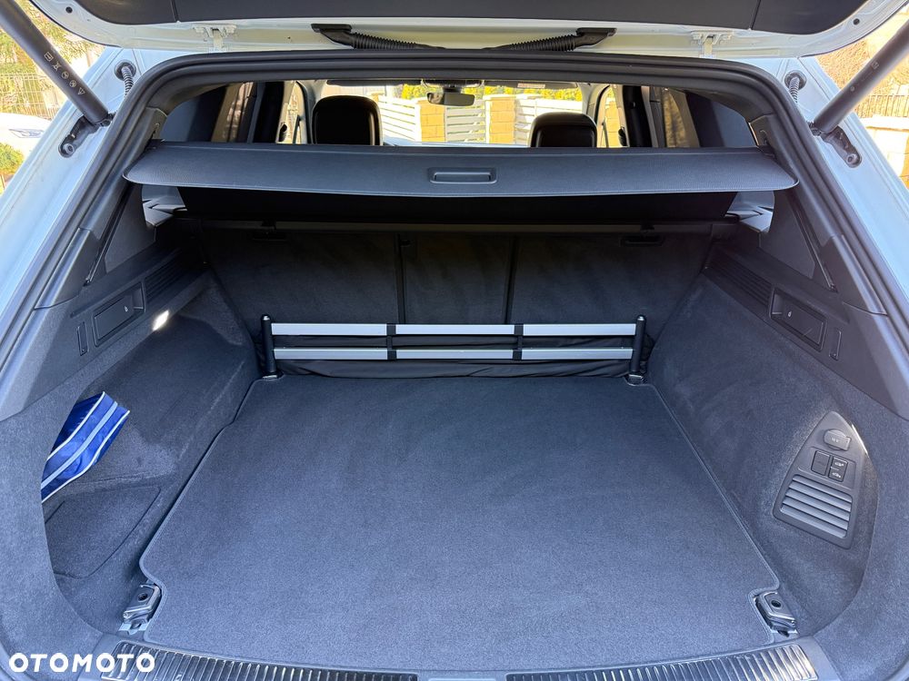 Volkswagen Touareg 3.0 V6 TDI 4Motion R-Line - 21