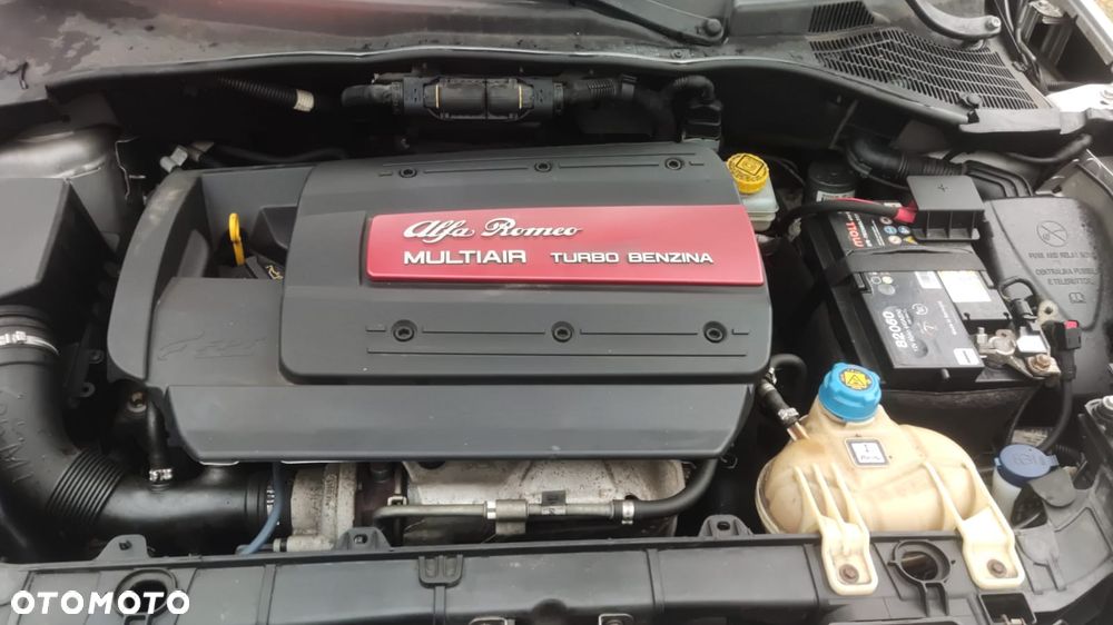 Alfa Romeo Mito 1.4 TB MultiAir Distinctive S&S - 14