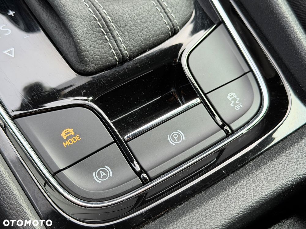 Skoda Karoq 1.5 TSI DSG Sportline - 38