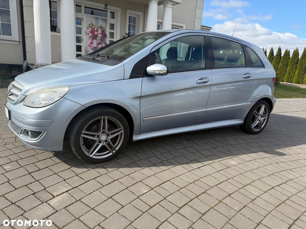 Mercedes-Benz Klasa B 160 BlueEFFICIENCY SPORT EDITION - 1