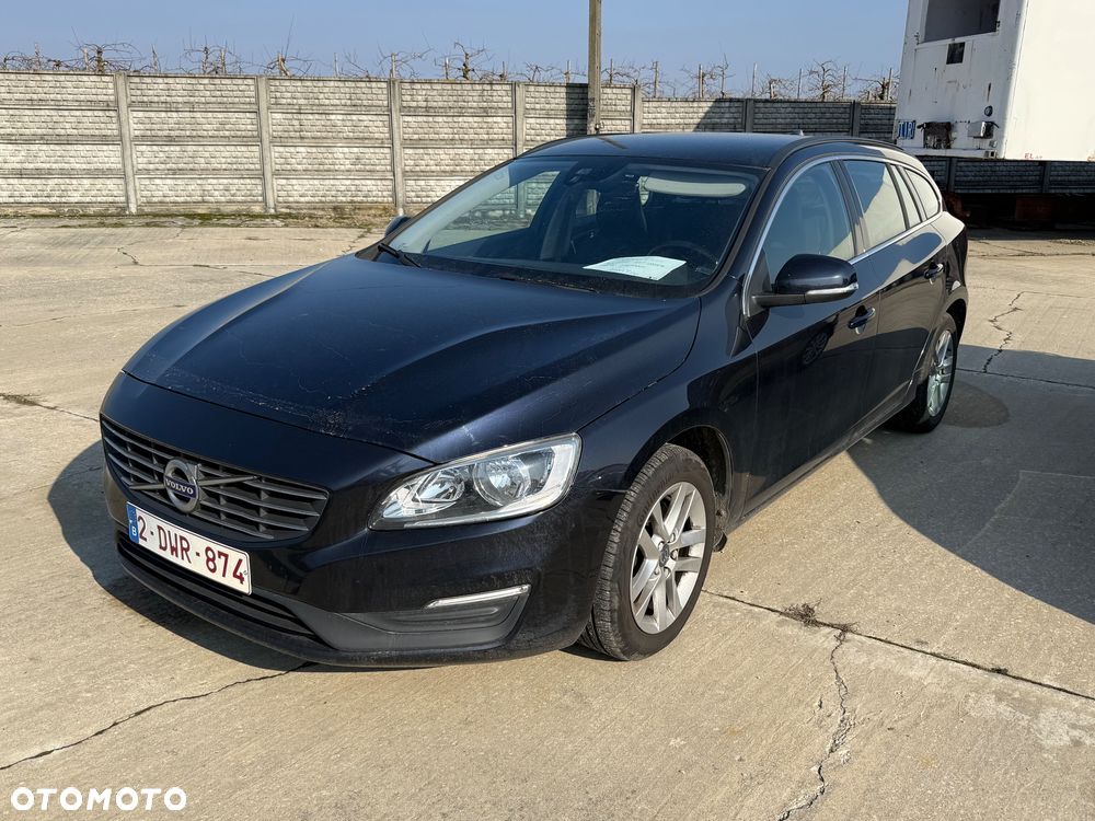 Volvo V60 T2 Geartronic Kinetic - 1
