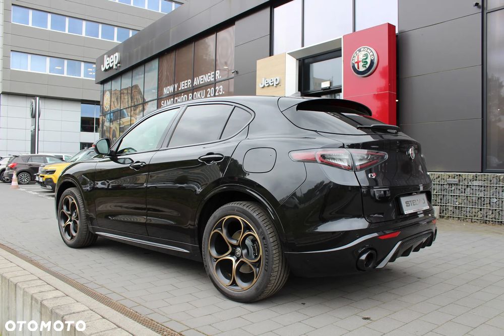 Alfa Romeo Stelvio 2.0 Turbo Intensa Q4 - 3