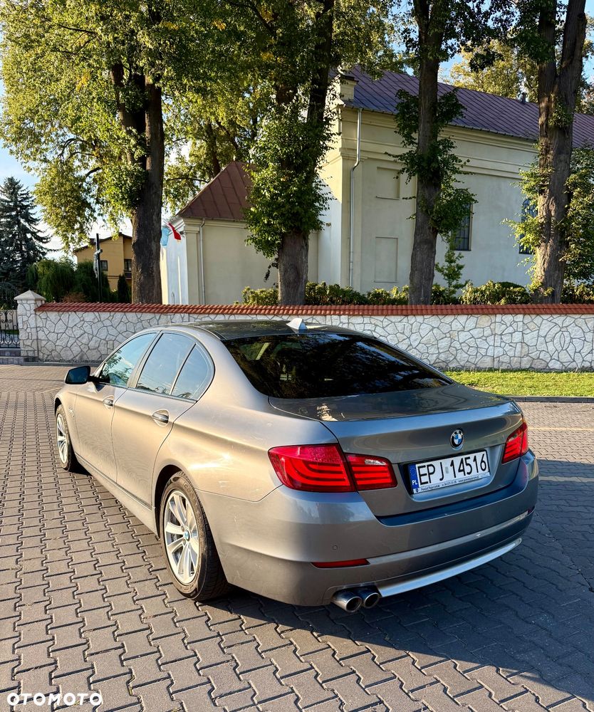 BMW Seria 5 530d xDrive - 3